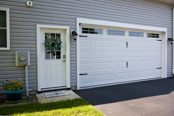 24/7 Emergency Garage Door Panel Replacement experts in Knox County County, NE